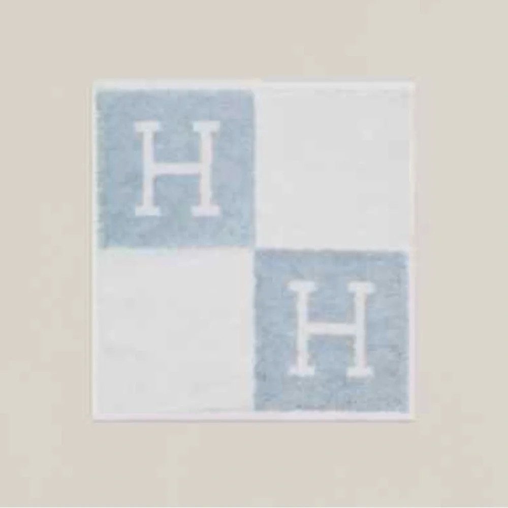 Authentic HERMES Glacier Bleu Avalon Cotton Wash Cloth